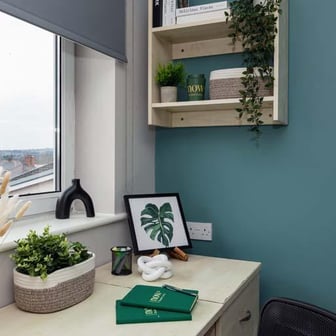 Silver En Suite - Image 4