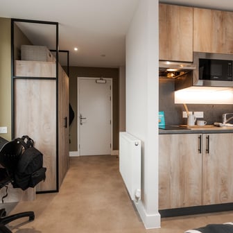 Ultimate Studio - Image 2