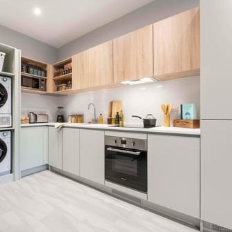 5 Bed Standard Ensuite - Image 4