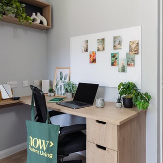 Gold En Suite - Image 3