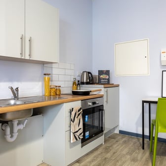 Gold Accessible Studio - Image 3