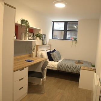 Silver Ensuite - Image 1