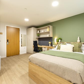 Ground Floor Classic Plus Studio - Image 1