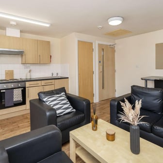 Bronze Ensuite - Image 4