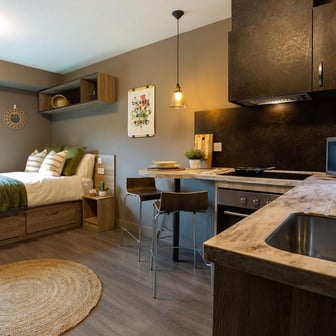 Silver Plus Studio - Image 2