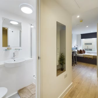 Classic Studio Plus - Image 1