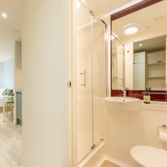 Premium Plus Studio - Image 6