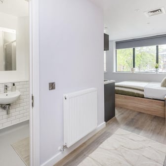 Classic Plus Studio - Image 3