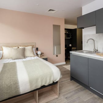 Classic Plus Studio - Image 2