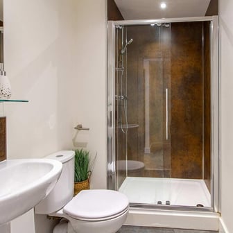 Premium Studio bathroom