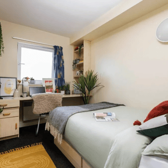 Classic Plus Ensuite - Image 2