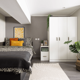 Premium Plus Studio - Image 2