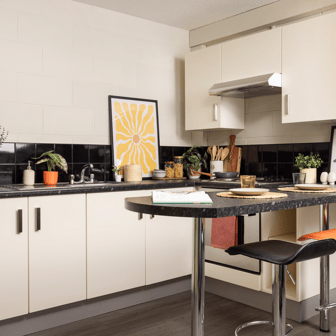 Classic One Bedroom Flat - Image 1