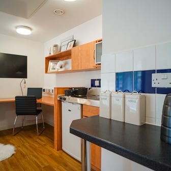 Platinum Plus Studio