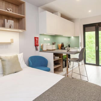 Studio Plus - Image 1