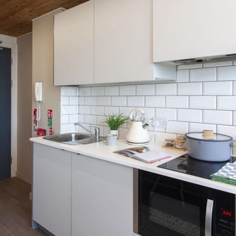 2 Bed Loft Apartment - Image 3