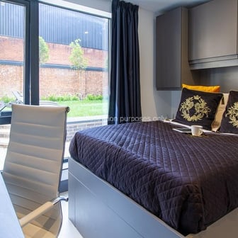 Premium 2 Bed Apartment - Image 1