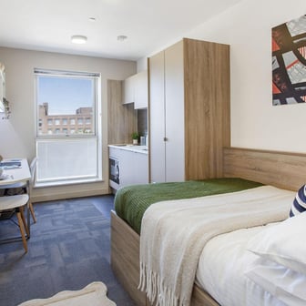 Budget Studio - Image 3