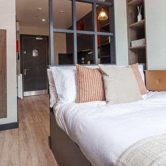 Classic Studio - Image 1