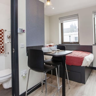 Club Studio - Image 2