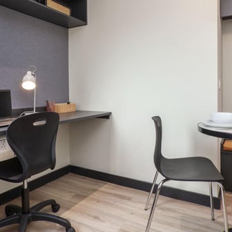 Luxury Studio - Sea View - Image 6