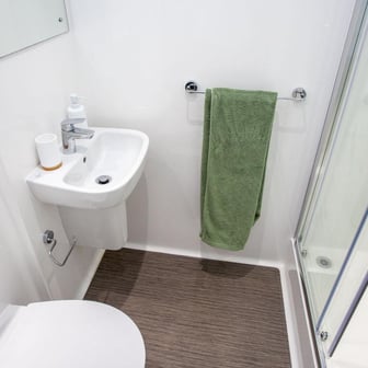 Premium Plus Studio - Image 4