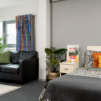 Premium Studio - Image 1