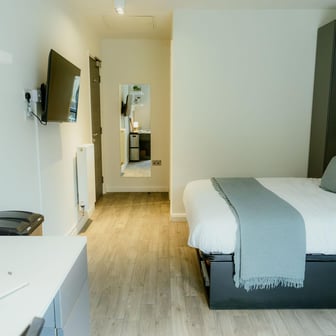 Silver Studio - Image 2