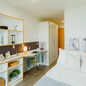 Bronze En Suite (Compact Cluster) - Image 2