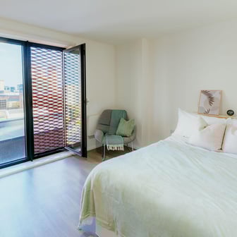 Gold Plus Studio (Cardiff Bay South View) (Double Occupancy Only) - Image 8