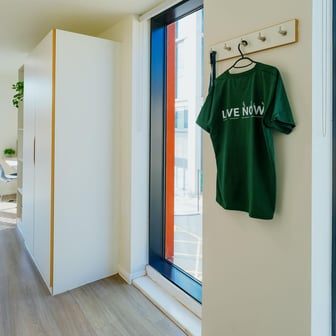 Silver En Suite - Image 4