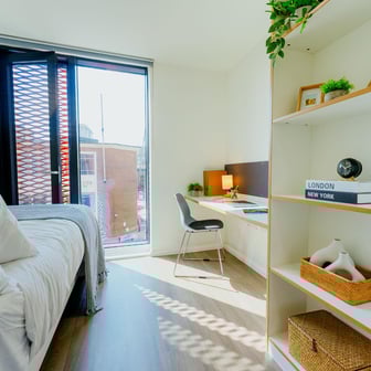 Silver En Suite - Image 6