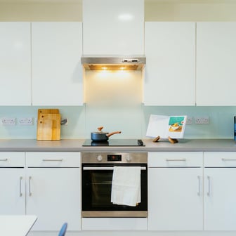 Silver En Suite - Image 14