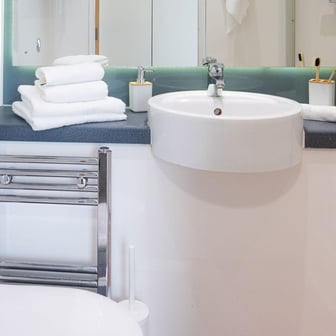 Platinum En Suite (Top Floors, City View) - Image 10