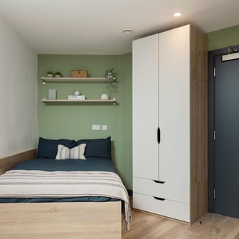 2 Bedroom Apartment - Image 1