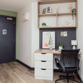 2 Bedroom Apartment - Image 7