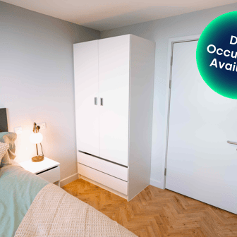 One Bed Apartment - Image 1