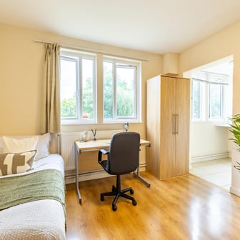 Large Studio - Image 1