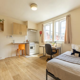 Standard Studio - Image 1