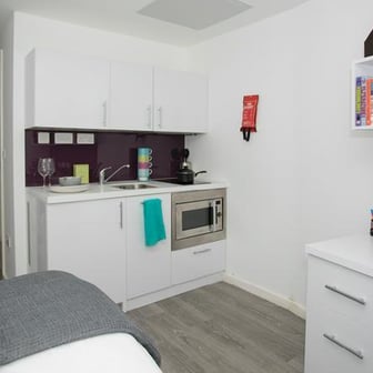 Premium Studio - Image 2