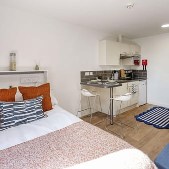 Bronze Studio - Image 1