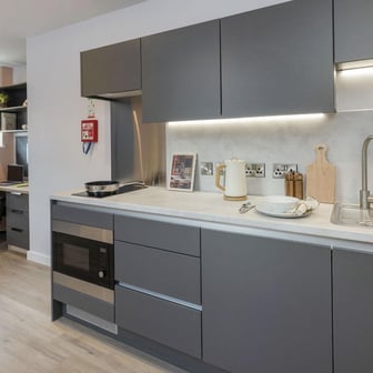 Sky Light Plus Studio - Image 2