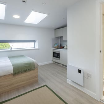 Top Floor Classic Studio - Image 6