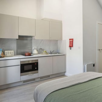 Classic Studio - Image 6