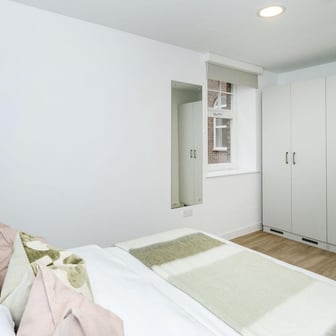 Luxury Studio - Image 4