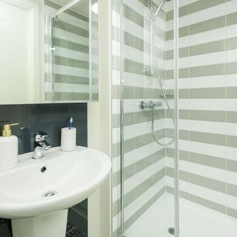 Studio Plus Fourth Floor - Image 3