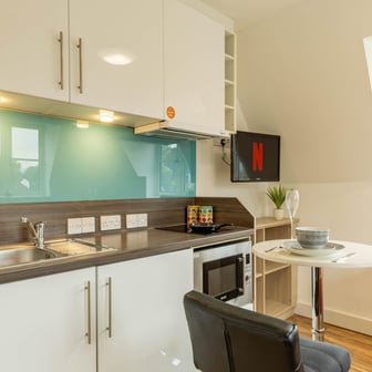 Top Floor Classic Studio - Image 3