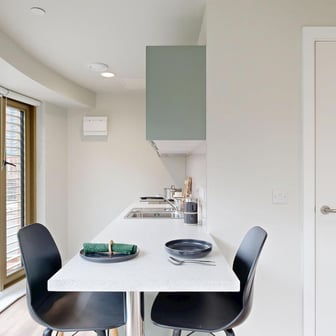 Premium Plus Studio - Image 3