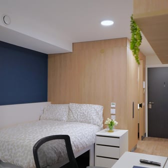 Premium Plus - Image 3