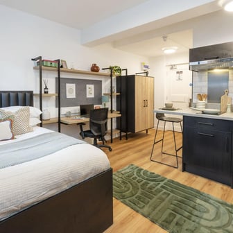 Premium Studio - Image 1